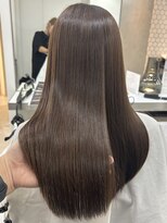前髪マチルダボブピンクベージュツヤ髪
