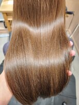 チュエベルパーチ&nbsp;30代40代髪質改善エモージュイメチェンフルバング似合わせカット