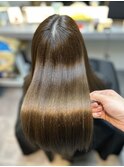 艶髪ナチュラルストレートヘア