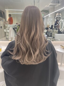 ガガ 心斎橋(GAGA) 韓国/ハイトーンカラー/ワンホンヘア/レイヤーカット/髪質改善