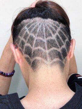 デザイニングヘアードゥ(designing hair Deux) スパイダーバリアート(蜘蛛の巣)　【バリアート/ラインアート】