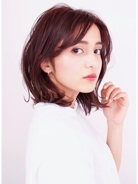 アイスバーグ ウェスト 清澄白河(eyesburg W/est) ニュアンスミディアムヘア垢抜けカシスカラー