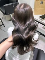 ペレ 栄 アネックス(PELE栄ANNEX) 暗髪/ツヤ髪/韓国/レイヤーカット/前髪カット/トリートメント/栄