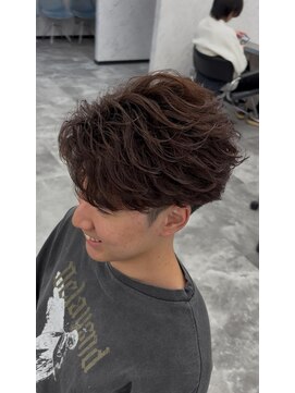 オム ブランシェ(HOMME BLANCHE’) 【Ryo】フェザーパーマ×ブラウンカラー