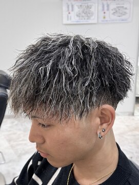 ダズルヘアーブラスト(DAZZLE hair BLAST) ツイスト/ツイスパ/ホワイトメッシュ/ホワイトハイライト