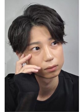 ヒロギンザ 福岡本店(HIRO GINZA) センターパート刈り上げ