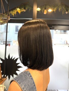 リュンヌ 門前仲町(lune) ロングショートワンカールパーマカーキグレージュ前髪門前仲町