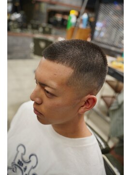 フォーコーナーズカットショップスリーセント 栄(FourCornersCutShop 3/cent) ボウズフェード