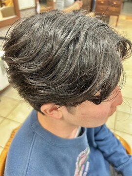 クアトロ グランシュ 川崎店(QUATRO × GranCieux) 癖を活かしたフェザーショート