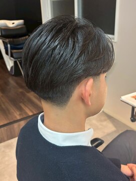 シーフフェード 千葉(Cyf FADE) 千葉駅MEN’S HAIR/サーフカール/刈り上げセンターパート