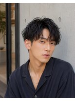 バグズ(Baguz) 色気漂う波巻きツイストスパイラル韓国マッシュ