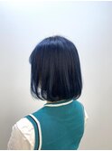 ネイビーカラー