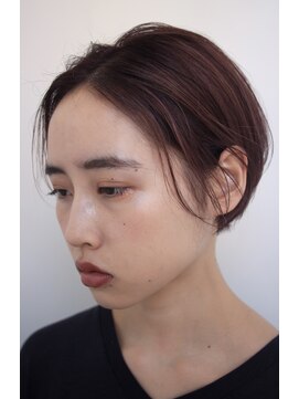 ハニーマスタード(HONEY MUSTARD) スモーキーピンクのニュアンスショート