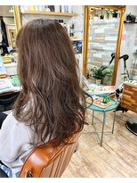 ハウオリ ヘアーワークス(Hauoli hair works)&nbsp;ターコイズ×カーキカラー