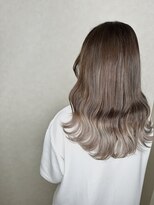 美容室 ハルミ ヘア リゾート 川口店(Harumi Hair Resort)&nbsp;グラデーションカラー ホワイトミルクティー