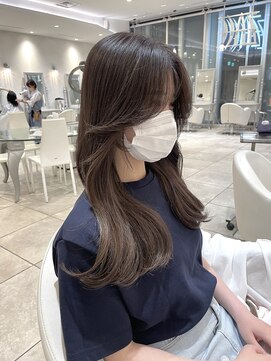 ザックラフィネ(ZACC raffine) グレーベージュ/透明感カラー/レイヤーロング