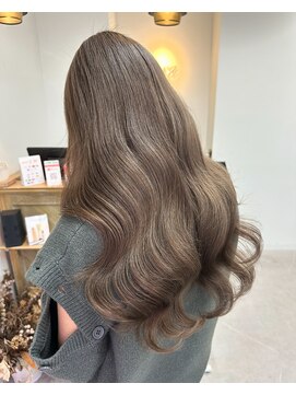 イーラ(era) RENYA ブラウンベージュ エアリーロング 美髪