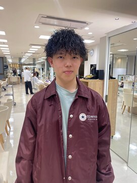 ケンジ 平塚ラスカ店(KENJE) 波巻きスパイラル/ツイストスパイラル/メンズパーマ/湘南/平塚