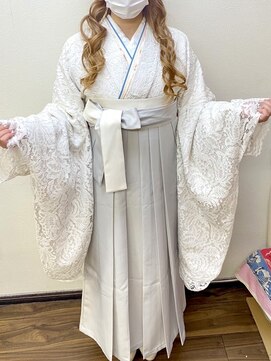 ヘアセットアップス(UP's) 袴と合わせたアクセがメチャ可愛い♪『卒業式袴着付け＋セット』