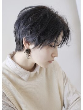 トリッカ 銀座(tricca) センターパート小顔ハンサムショート/20代30代40代/暗髪/夏ヘア