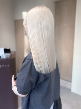 ジェム リット(GEM lit) 《karin》white blonde/ケアブリーチ/ケアブリーチカラー/名古屋