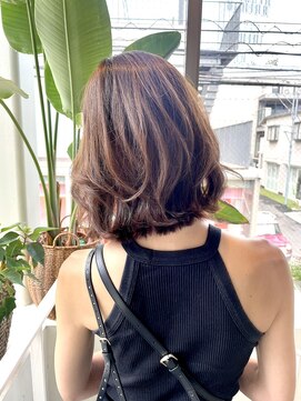 アクアオモテサンドウ(ACQUA omotesando) 大人くびれボブ【世良綾花】