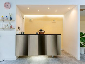 ヌク スタジオ(nuku. studio)の写真/最初のカウンセリングから仕上げまで一人が担当。細かな希望まで伝わる安心のマンツーマン施術で理想を形に