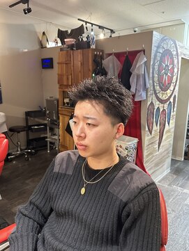 サンアンドマーリィズバーバー 駅前店(SON&MARLEY'S BAR BER) テーパースパイキー/本厚木/フェード
