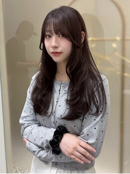 スリー(THREE)の写真/今どきレイヤーで印象を変える！丁寧なカウンセリングと高い髪質改善技術で、扱いやすさ◎小顔魅せが叶う◇