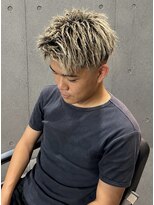 ブラッシュ アップ(Brush Up)&nbsp;フェード金髪メッシュ
