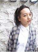 〔people〕外国風簡単ポニーテールアレンジ