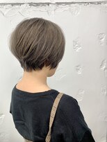 ベニス(VENICE)&nbsp;スモーキーベージュハンサムショート