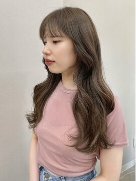 ルーナ(Luna) ブリーチなしオリーブベージュ ニュアンスロングヘア