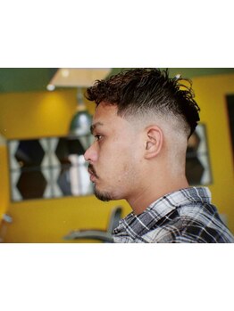 《実力派メンズ専用サロン》再現性の高いスタイルが驚きのプライス♪【メンズカット＋パーマ￥8000～】