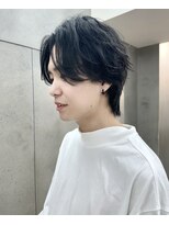 センターパート ミディアムメンズショート