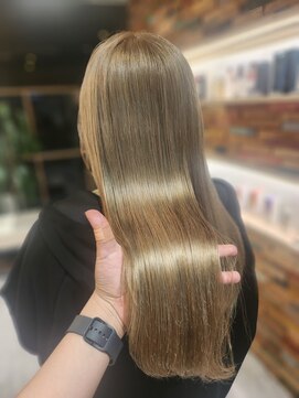 リコ エスト 上野店(lico est) 髪質改善/艶カラー/透明感カラー/くすみベージュ