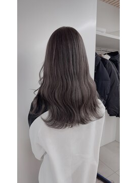 サイ アオヤマ(sai AOYAMA) シルバーグレージュ