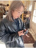 ホワイトブロンドカラー