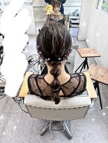 あみ下ろし　まとめ髪　結婚式ヘア お呼ばれヘア