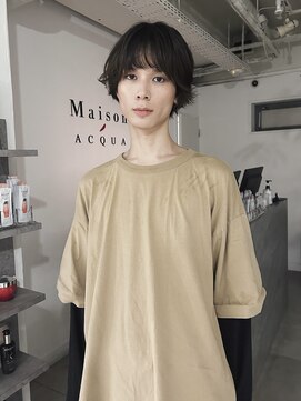 メゾンアクア 表参道(Maison ACQUA) =メンズボブ/フェザーパーマ／MEN’S HAIR/ブルーブラック