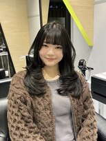 エイトヘアー(8 HAIR)&nbsp;レイヤーカット＋オリーブグレー