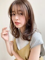 トゥーナ 表参道(tona)&nbsp;ミディアムレイヤー、外ハネボブ、グレージュ、脱白髪染め☆
