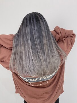 ジゼル(gisele) (小山)バレイヤージュ