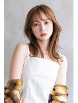 エイミー(Aimee)&nbsp;Aimee ナチュラルベージュ×20代～の大人外ハネ