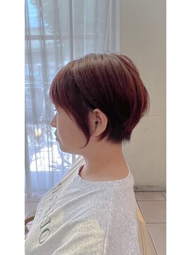 ティエル(Tiele) くびれショートxコンパクト