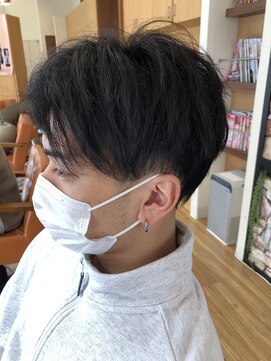 フレンズ 手稲店(friend's) アウトラインブロック入れたメンズカット