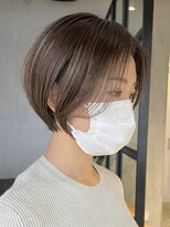 エリマ  茅ヶ崎(elima)&nbsp;ショートカットショートボブミルクティーベージュカラー前髪なし