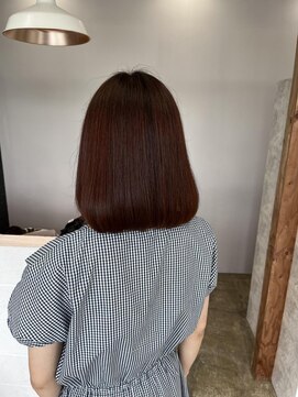 ニド(2do) 落ち着いた赤髪カラー