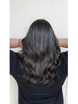 ソイア 春日井店(Soea)&nbsp;ダブルカラーハイライト　グレーハイライト