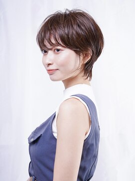 ピークアブー アヴェダ ギンザシックス(PEEK-A-BOO AVEDA GINZASIX) 丸みを残したウルフショート